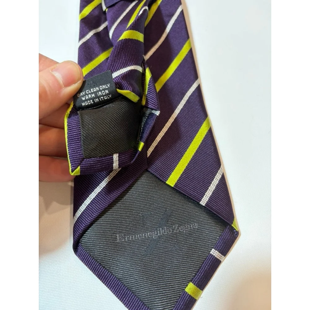Ermenegildo Zegna Silk Tie Italy Purple Stripe Designer Luxury